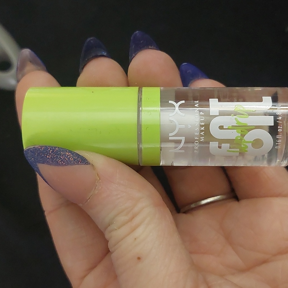 Nyx fat lip drip lip‎ oil in My Main